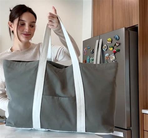 emily mariko tote bag